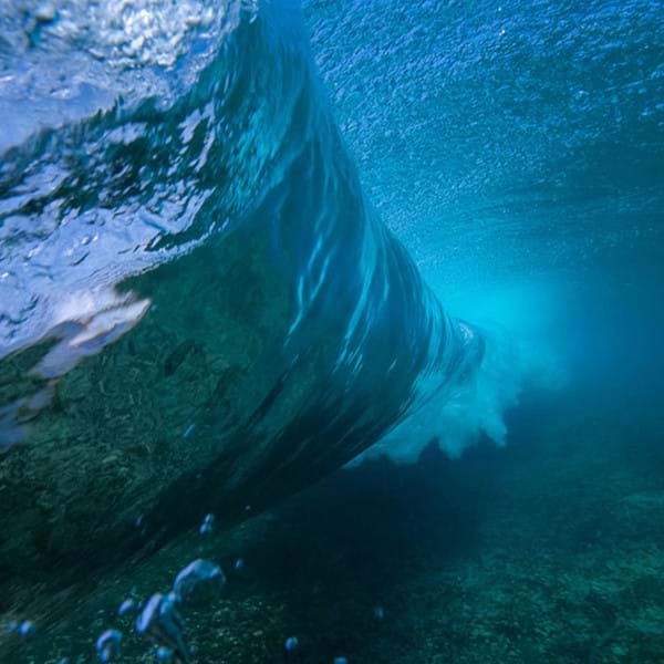 Underwater expendables