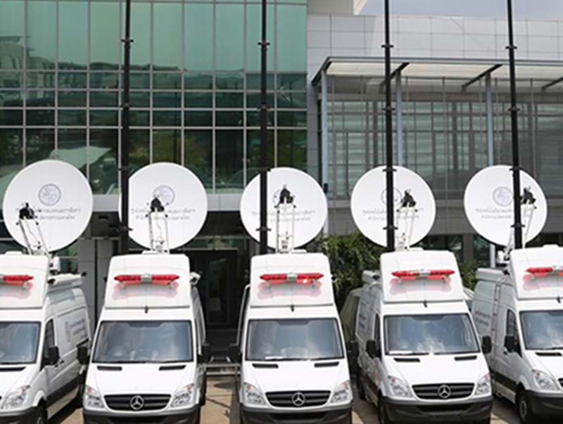 Drive-Away Antenna